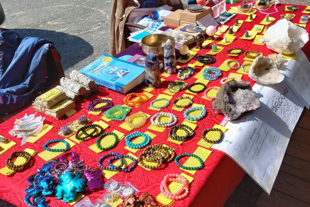 Marché local au Camping Aix Pommiers