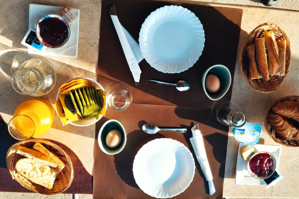 Petit déjeuner au Camping Aix